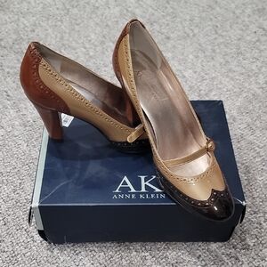 Anne Klein Women's Two-Tone Heels